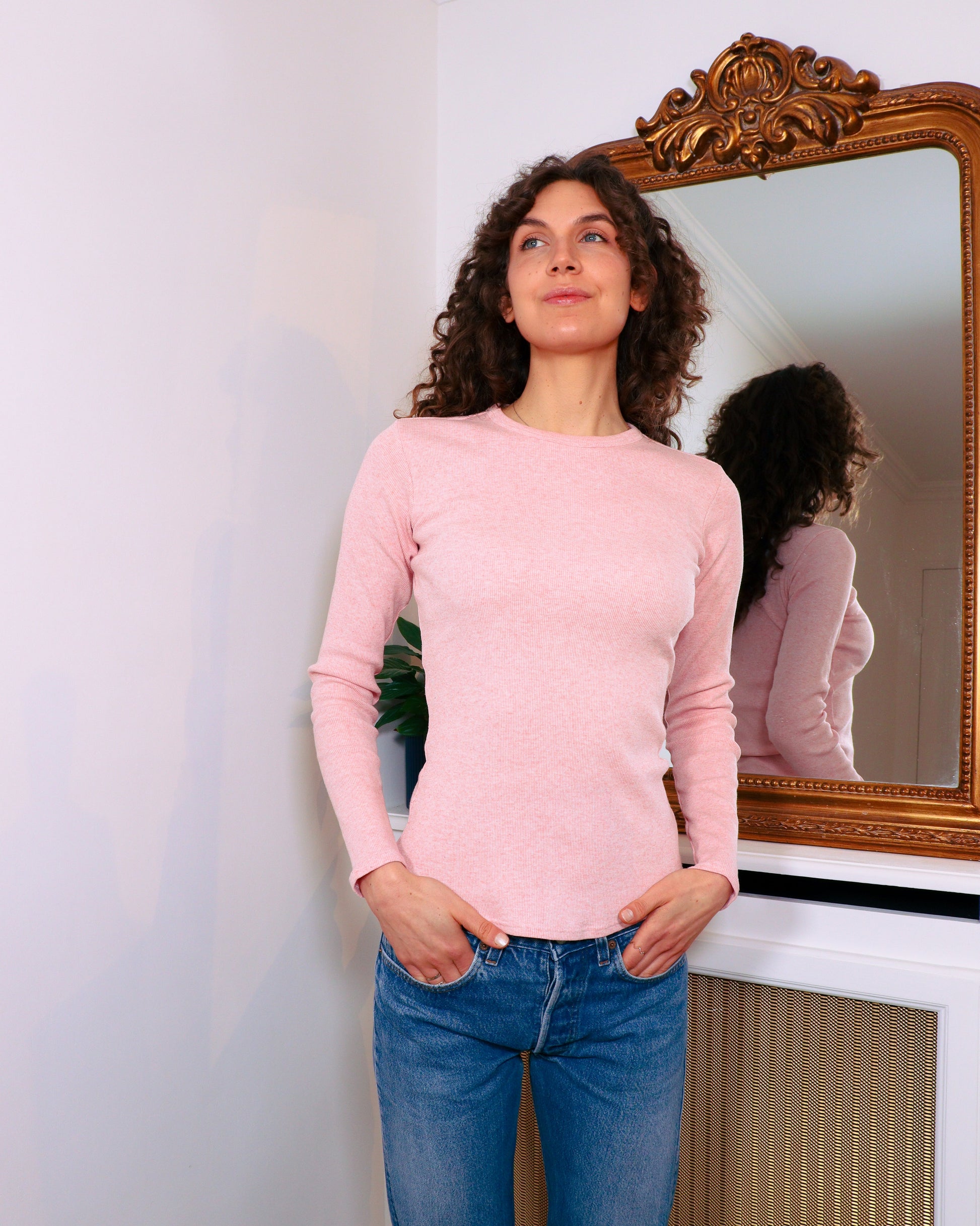 Basic staple wardrobe jersey tshirt sewing pattern. Full length body, crewneck, short sleeves, long sleeves. Curved hemline. Plus size inclusive sewing pattern with Youtube sewing tutorial and step-by-step instructions.